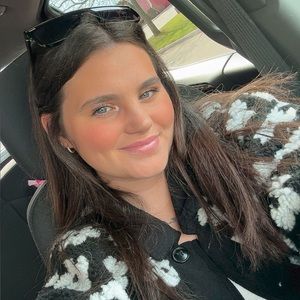 Meet your Posher, Marina